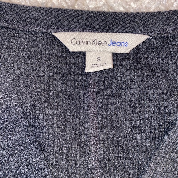 Sweater - Picture 3 of 3